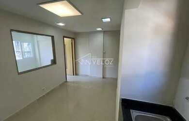 Imagem 4: Sala - / Comercial / Centro