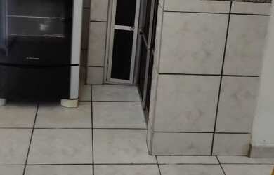 Imagem: A casa possui 2 Dormitórios, 3 Vagas na garagem e está localizado