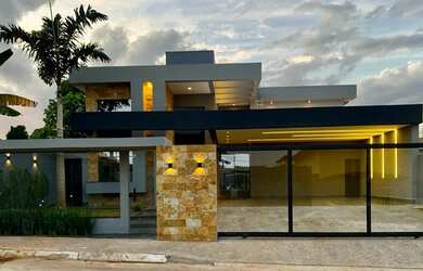 Imagem: A casa em condomínio possui 4 Dormitórios, 5 Banheiros, 5