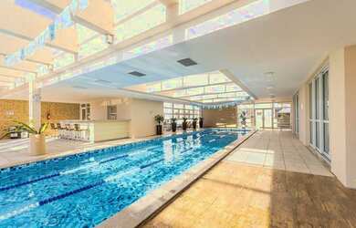 Imagem: O apartamento possui 4 Dormitórios, 4 Banheiros, 2 Vagas na