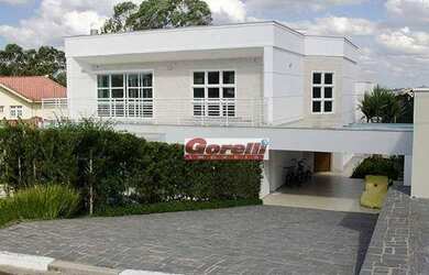 Imagem: A casa em condomínio para alugar possui 5 Dormitórios, 4 Banheiros