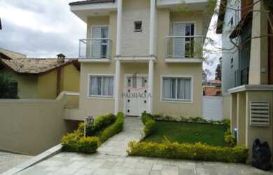 Imagem: A casa em condomínio possui 4 Dormitórios, 5 Banheiros, 4