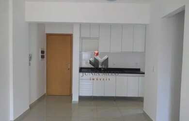 Imagem: O apartamento possui 1 Dormitório, 1 Banheiro, 1 Vaga na garagem