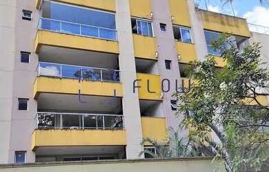 Imagem: O apartamento possui 4 Dormitórios, 5 Banheiros, 3 Vagas na