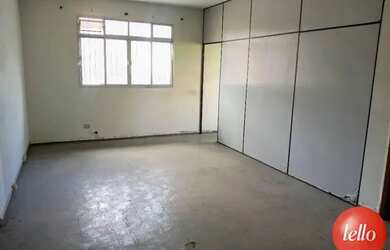 Imagem: O depósito possui 1 Vaga na garagem, 40m² de Área e está