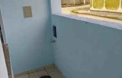 Imagem: A casa possui 2 Dormitórios e 1 Banheiro e está localizado