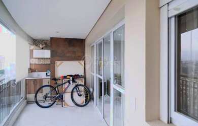 Imagem: O apartamento possui 4 Dormitórios, 4 Banheiros, 2 Vagas na