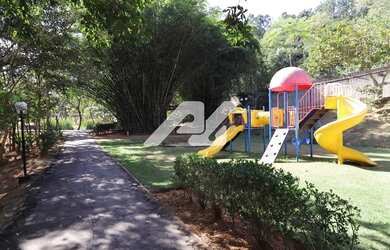 Imagem: A casa em condomínio possui 5 Dormitórios, 5 Banheiros, 3