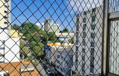 Imagem 2: Imóvel com 2 dormitórios,1 banheiro,sala,cozinha,área de serviço,60 metros,portaria 24 hor