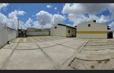 Imagem: A casa em condomínio possui 2 Dormitórios, 2 Banheiros, 1