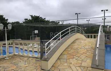 Imagem: O apartamento possui 3 Dormitórios, 1 Banheiro, 1 Vaga na garagem