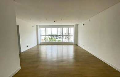 Imagem: O depósito possui 1 Vaga na garagem, 51m² de Área e está