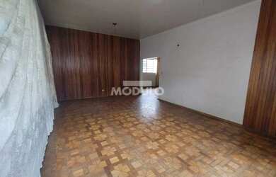 Imagem 3: CASA COMERCIAL / RESIDENCIAL para aluguel, 6 quartos, 1 suíte, 2 vagas,...