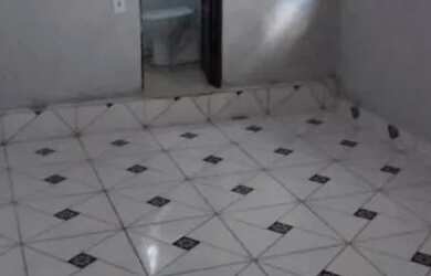 Imagem: A casa possui 2 Dormitórios, 2 Banheiros e está localizado