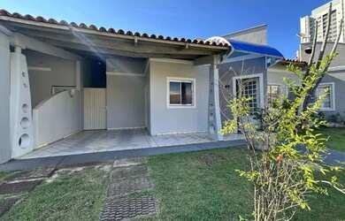 Imagem: A casa em condomínio possui 3 Dormitórios, 2 Banheiros, 2