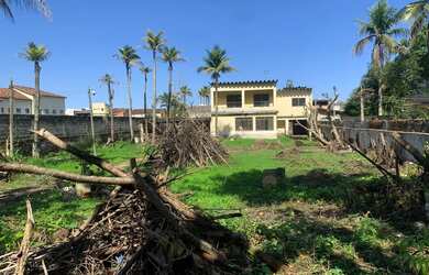 Imagem: O terreno possui 100m² de Área e está localizado em Vargem