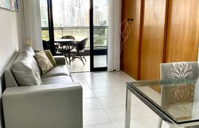 Imagem: O apartamento possui 1 Dormitório, 1 Banheiro, 1 Vaga na garagem