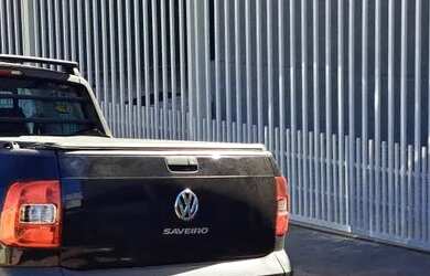 Imagem: A casa possui 2 Dormitórios, 2 Banheiros, 2 Vagas na garagem