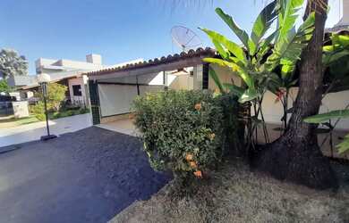 Imagem: A casa em condomínio possui 3 Dormitórios, 3 Banheiros, 2