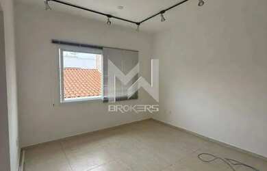 Imagem: O depósito possui 20m² de Área e está localizado em Santa