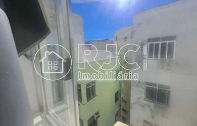 Imagem 3: Imóvel para venda possui 28 metros quadrados com 1 quarto em Flamengo...