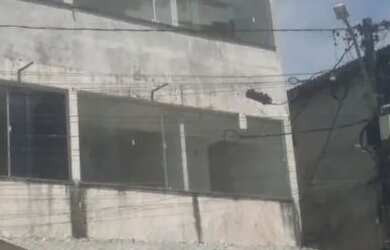 Imagem: O apartamento possui 2 Dormitórios, 1 Banheiro, 85m² de Área