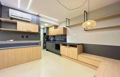 Imagem: O apartamento possui 1 Dormitório, 1 Banheiro, 27m² de Área