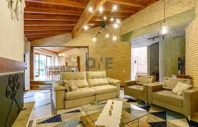 Imagem: A casa em condomínio à venda possui 3 Dormitórios, 4 Banheiros