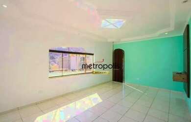 Imagem: A casa possui 4 Dormitórios, 4 Banheiros, 5 Vagas na garagem