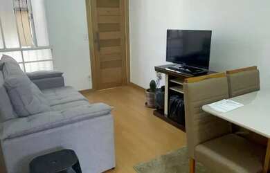 Imagem: A casa e possui 3 Dormitórios, Suítes, 2 Banheiros, 1 Vaga