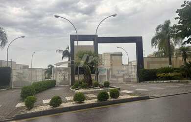 Imagem: O apartamento possui 2 Dormitórios, 1 Banheiro e 1 Vaga na