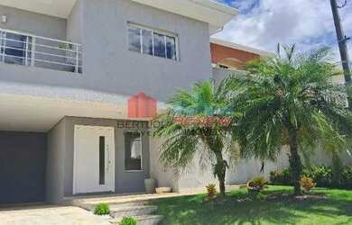 Imagem: A casa em condomínio possui 3 Dormitórios, 4 Banheiros, 2