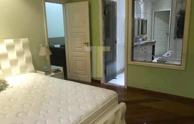 Imagem 10: MANSÃO MARAMAR. Piscina, Churrasqueira, VarandaeÁrea de serviço