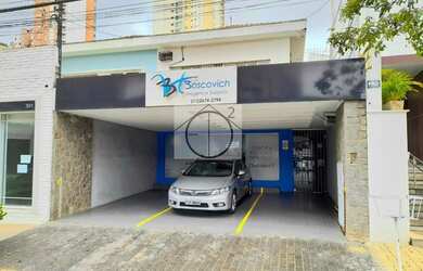 Imagem: O depósito possui 3 Vagas na garagem, 250m² de Área e está