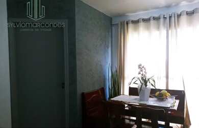 Imagem: O apartamento possui 2 Dormitórios, 1 Banheiro, 1 Vaga na garagem