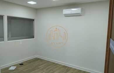 Imagem: O depósito possui 3 Vagas na garagem, 198m² de Área e está