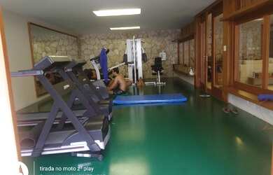 Imagem 4: Terreno Portogalo com cais para 02 lanchas de 70 pés QD Tenis, Futebol,...