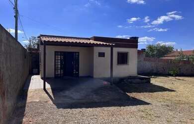 Imagem: A casa em condomínio possui 2 Dormitórios, 2 Banheiros, 1