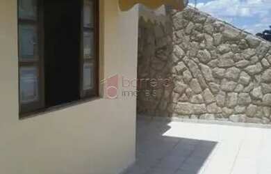 Imagem 2: Casa Sobrado em Jundiaí. 250m² de Área, 4 Vagas na garageme3 Dormitórios