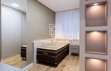 Imagem: A casa possui 3 Dormitórios, 4 Banheiros, 2 Vagas na garagem