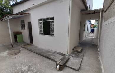 Imagem: A casa possui 2 Dormitórios, 1 Banheiro, 60m² de Área e