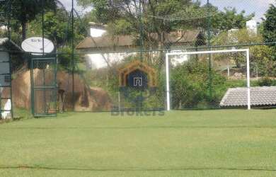 Imagem: A casa em condomínio possui 5 Dormitórios, 3 Banheiros, 5