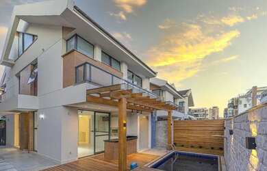 Imagem: CASA TRIPLEX CONDOMÍNIO ENJOY RESIDENCES RECREIO DOS BANDEIRANTES