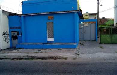 Imagem: A casa possui 2 Dormitórios, 1 Banheiro, 8m² de Área e está