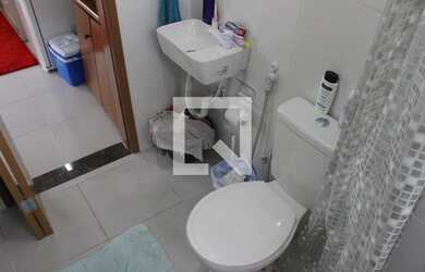 Imagem: O apartamento possui 1 Dormitório, 1 Banheiro, 1 Vaga na garagem