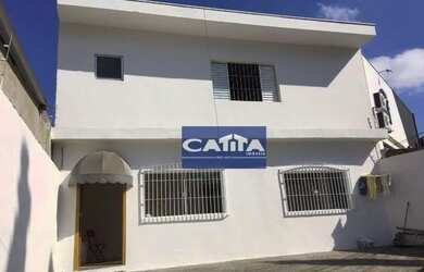 Imagem: A casa possui 5 Dormitórios, 4 Banheiros, 4 Vagas na garagem