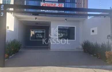 Imagem: A casa possui 3 Dormitórios, 3 Banheiros, 3 Vagas na garagem