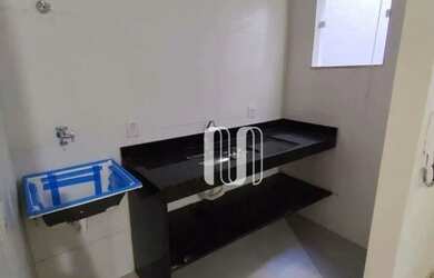 Imagem: O apartamento possui 1 Dormitório, 1 Banheiro, 1 Vaga na garagem