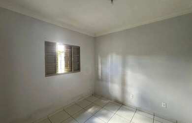 Imagem 11: Casa com 3 dormitórios para alugar, 252 m² por R$ 2.000/mês - Vila São Jorge - Anápolis/GO