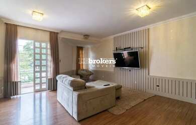 Imagem 5: Casa Sobrado, 4 Quartos, 5 Vagas, à Venda, no Água Verde, em Curitiba....